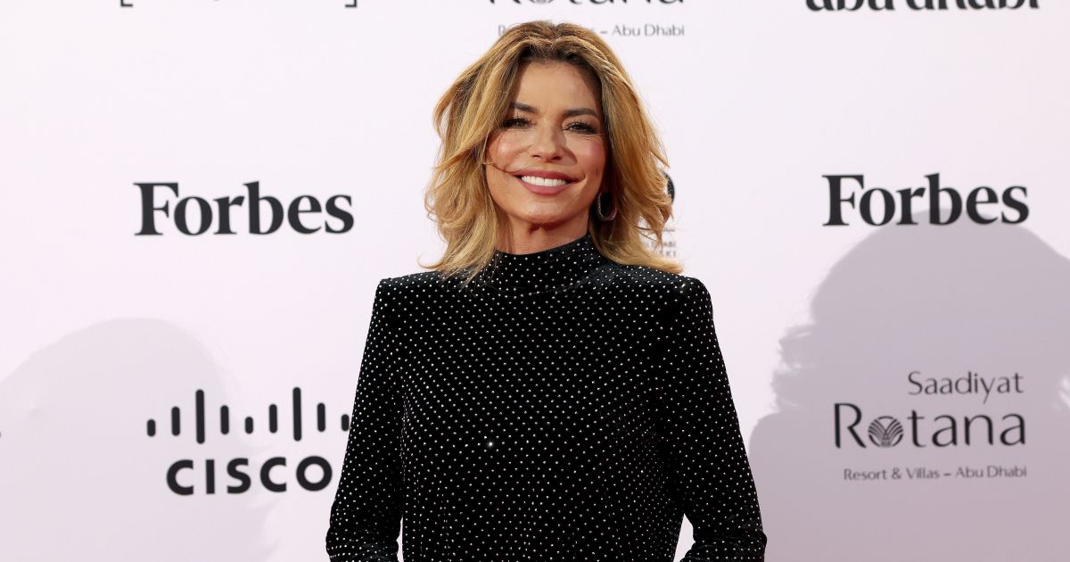 Aos 60 anos, Shania Twain diz que se sente bem com o próprio corpo Aos 60 anos, Shania Twain diz que se sente bem com o próprio corpo