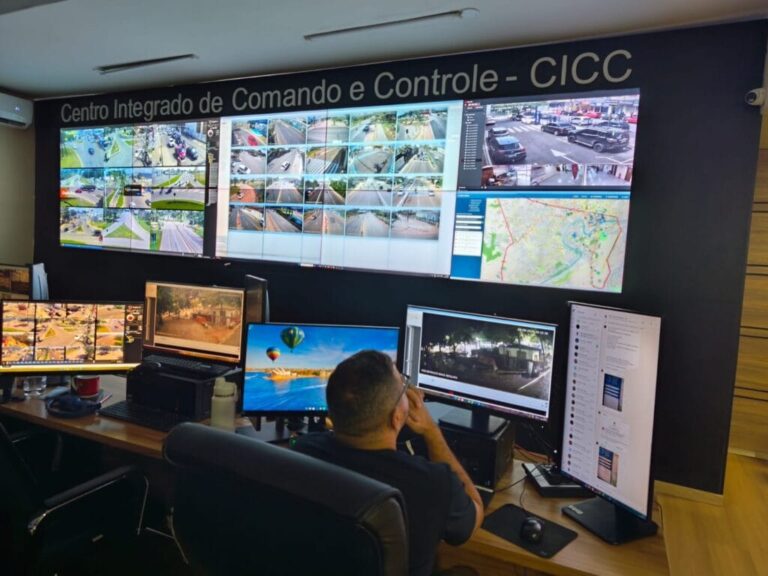 Sejusp monitora 400 câmeras 24 horas por dia para combater crimes no Acre Sejusp monitora 400 câmeras 24 horas por dia para combater crimes no Acre
