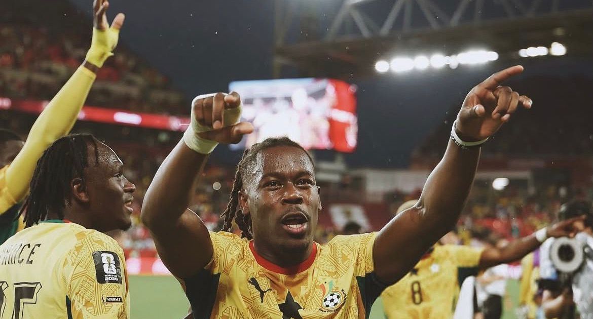 Dos palcos para a Copa: esperança de Gana trocou a dança pelo futebol Dos palcos para a Copa: esperança de Gana trocou a dança pelo futebol