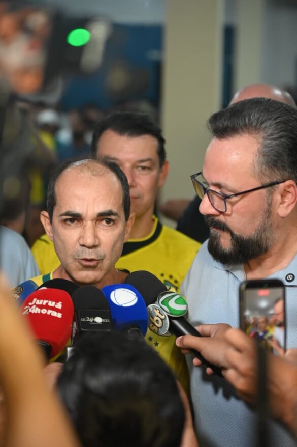 Zequinha oficializa apoio a Alan Rick e muda cenário político; FOTOS