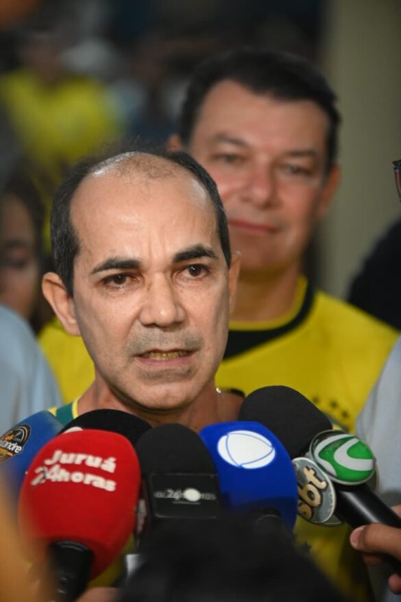 Zequinha oficializa apoio a Alan Rick e muda cenário político; FOTOS