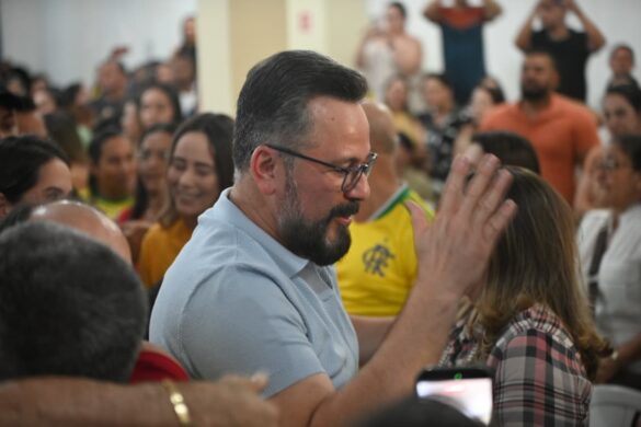 Zequinha oficializa apoio a Alan Rick e muda cenário político; FOTOS