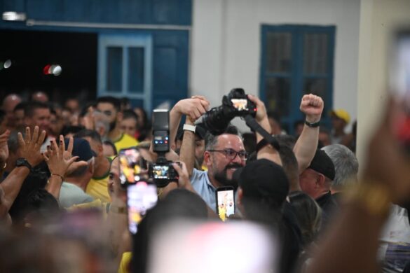 Zequinha oficializa apoio a Alan Rick e muda cenário político; FOTOS