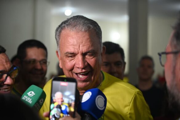 Zequinha oficializa apoio a Alan Rick e muda cenário político; FOTOS