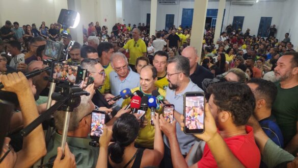 Zequinha oficializa apoio a Alan Rick e muda cenário político; FOTOS