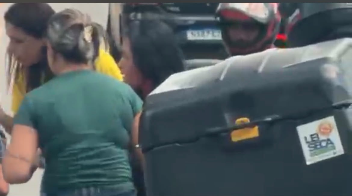 Acidente envolvendo motocicleta no centro de Rio Branco mobiliza populares