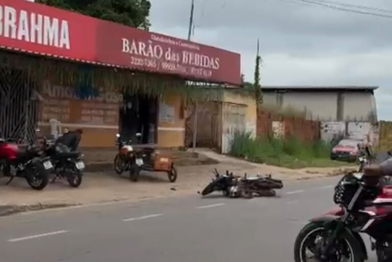 Acidente na rua Minas Gerais causa lentidão no trânsito em Rio Branco