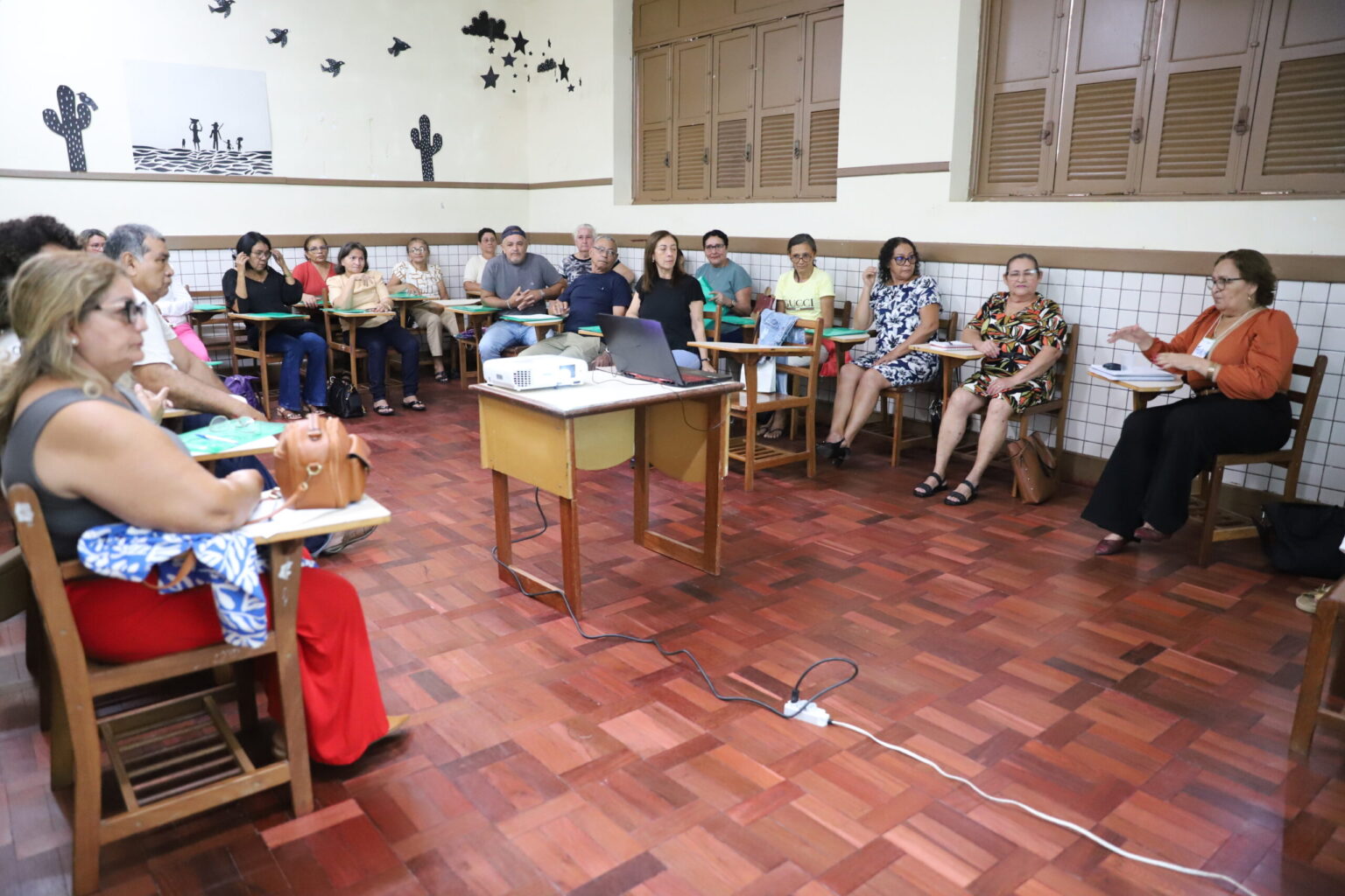 No Acre, prefeitura abre processo seletivo para agentes da educação