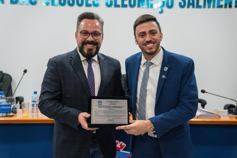 Senador Alan Rick é homenageado por investimentos em Acrelândia