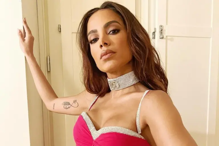 Anitta se posiciona contra Rodrigo Branco após condenação