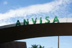 Anvisa mantém proibição de lotes de desinfetantes e lava-louças da Ypê