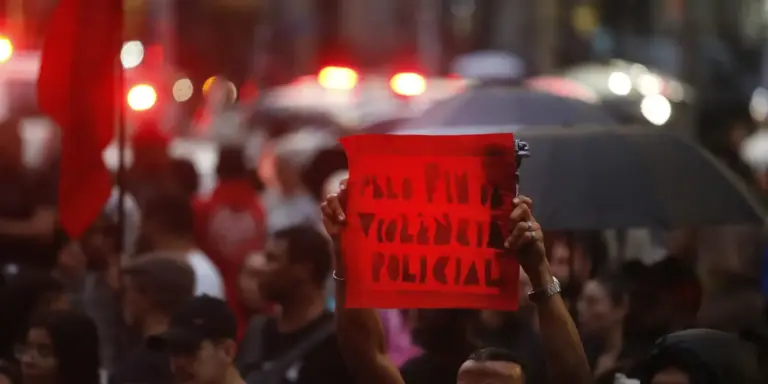 Estado pede desculpa a familiares de vítimas de violência policial