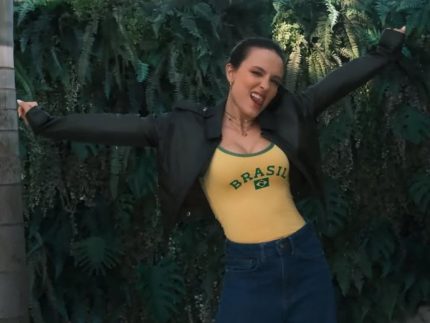 Larissa Manoela rebate rumores de gravidez: “Não tenho barriga negativa” Larissa Manoela rebate rumores de gravidez: “Não tenho barriga negativa”