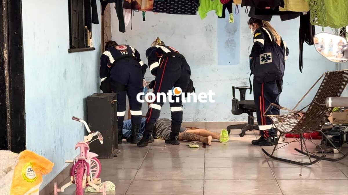 Dupla tenta executar rival, plano dá errado e atirador é baleado por comparsa