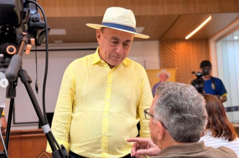 Bocalom participa de seminário voltado ao desenvolvimento do Vale do Juruá