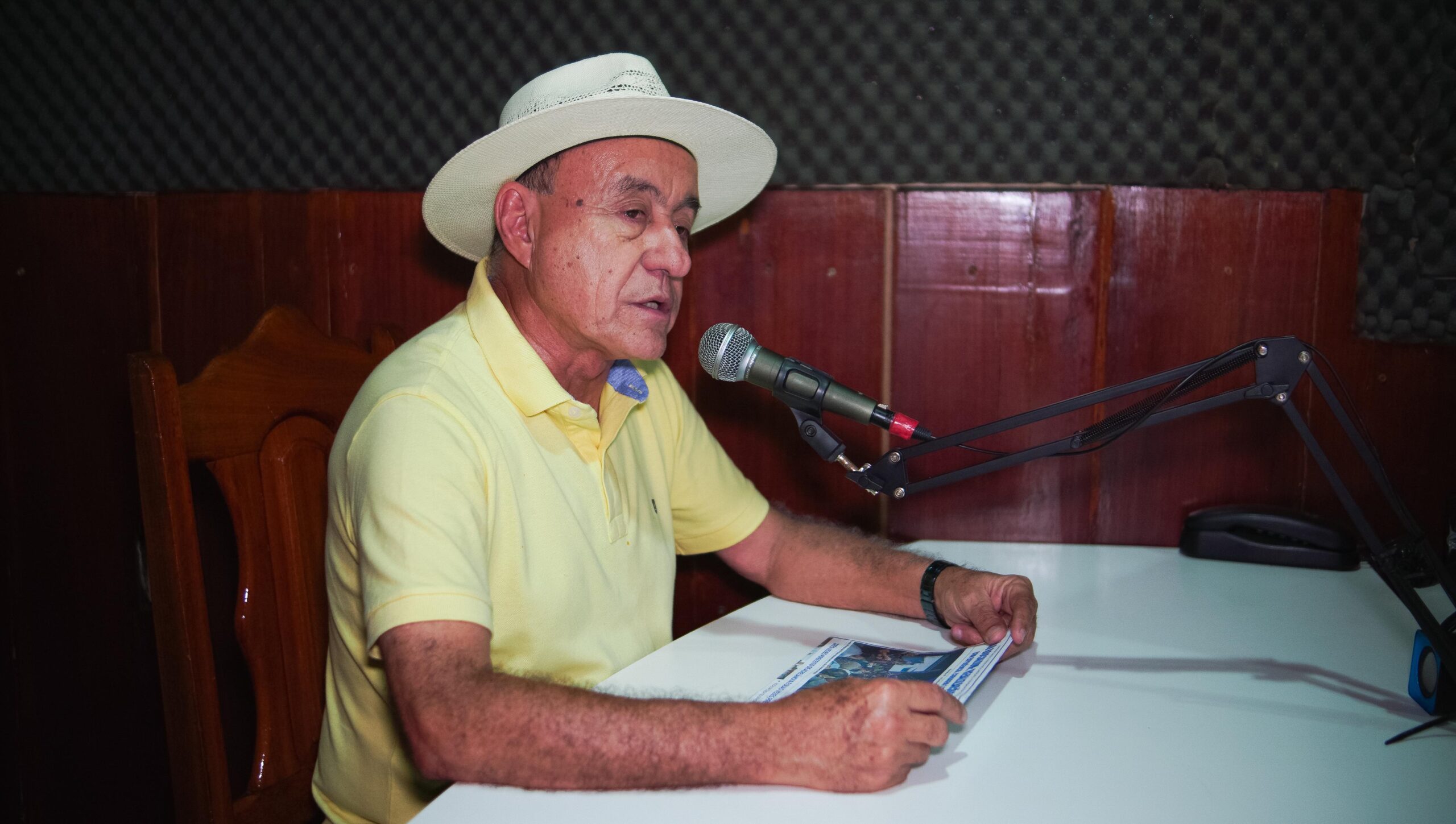 Em pré-campanha, Bocalom visita Sena Madureira e conversa com moradores