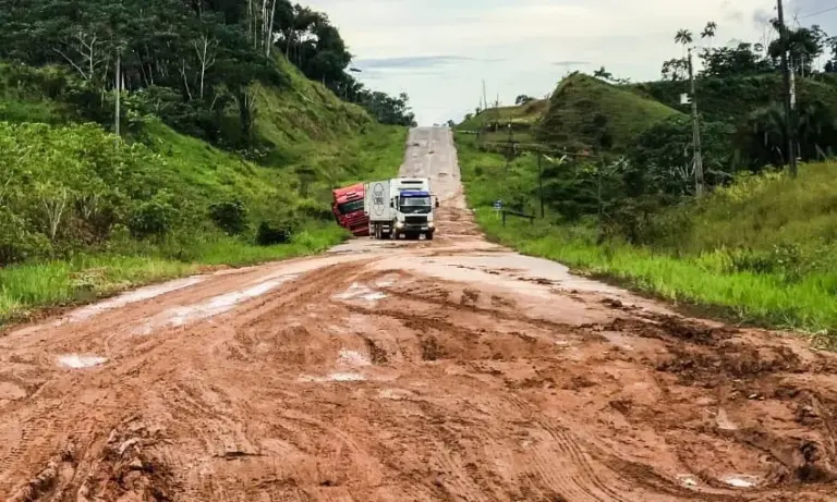 Ministro dos Transportes George Santoro anuncia licitação da BR-364/AC