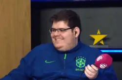 CazéTV é acusada de “ignorar” Vini Jr. e exaltar Neymar