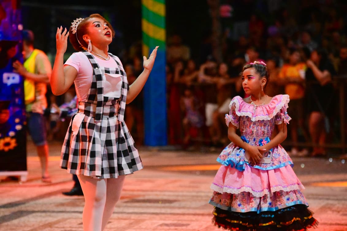 Com praça cheia, 18º Circuito Junino estreia em Rio Branco; fotos