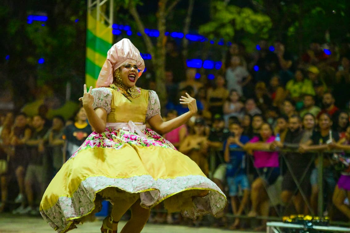 Com praça cheia, 18º Circuito Junino estreia em Rio Branco; fotos