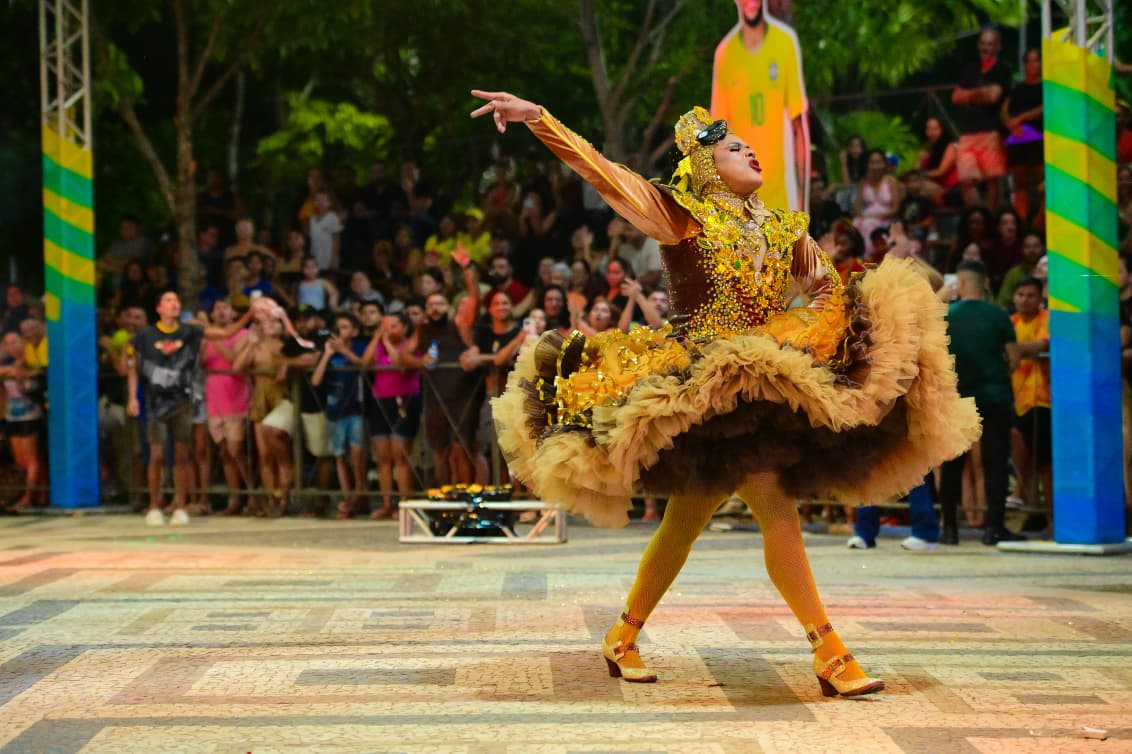 Com praça cheia, 18º Circuito Junino estreia em Rio Branco; fotos