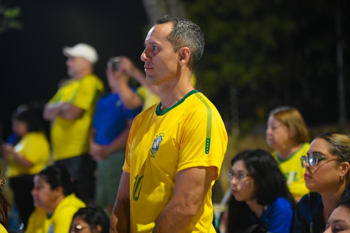 Rio-branquenses se reúnem na Concha para acompanhar jogo do Brasil Rio-branquenses se reúnem na Concha para acompanhar jogo do Brasil