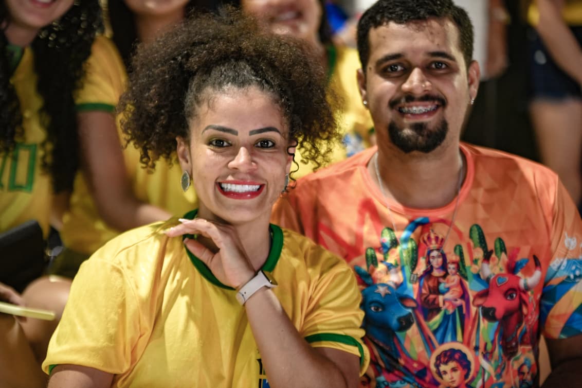 Rio-branquenses se reúnem na Concha para acompanhar jogo do Brasil Rio-branquenses se reúnem na Concha para acompanhar jogo do Brasil
