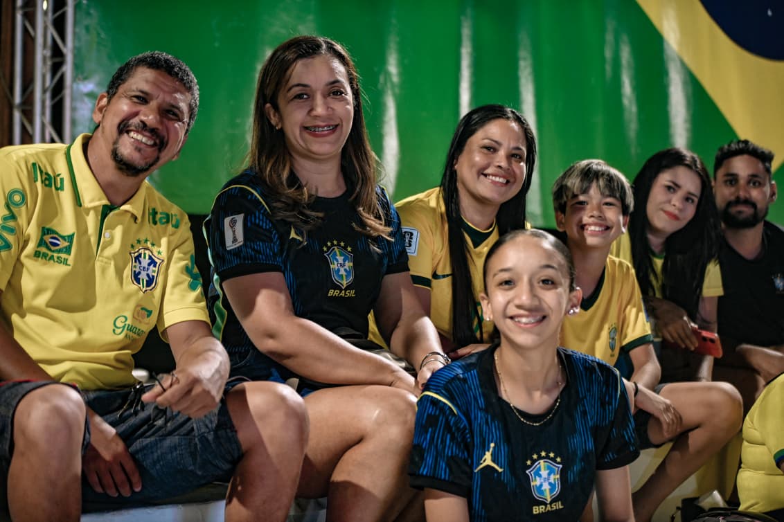 Rio-branquenses se reúnem na Concha para acompanhar jogo do Brasil Rio-branquenses se reúnem na Concha para acompanhar jogo do Brasil