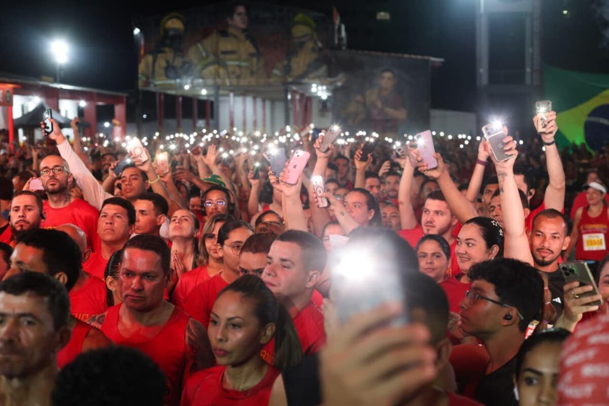 Corrida do Fogo reúne mais de 1,8 mil atletas e abre Semana do Bombeiro