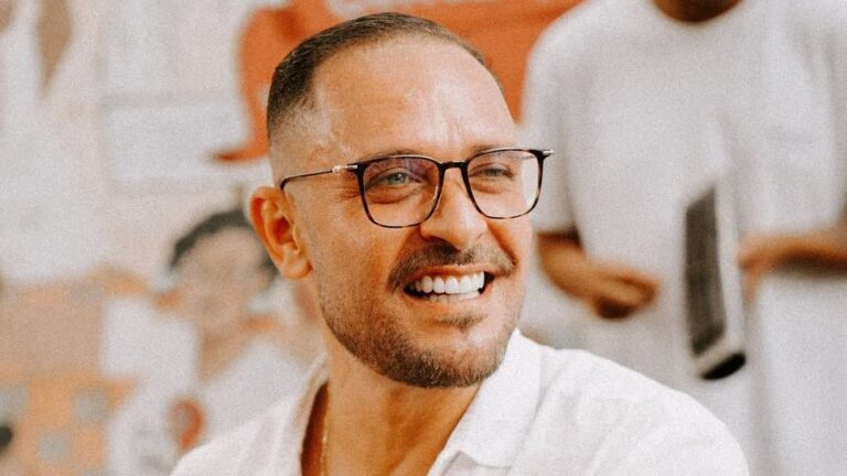 Diogo Nogueira cancela shows após problemas de saúde; entenda Diogo Nogueira cancela shows após problemas de saúde; entenda