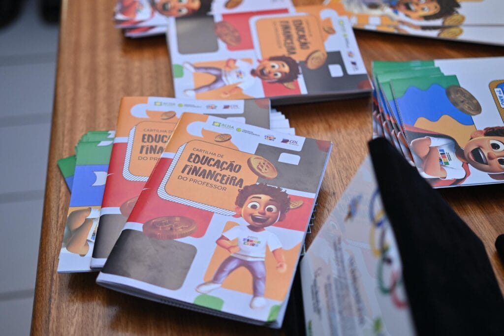 Alunos do Acre disputarão R$ 560 mil em olimpíada de educação financeira Alunos do Acre disputarão R$ 560 mil em olimpíada de educação financeira