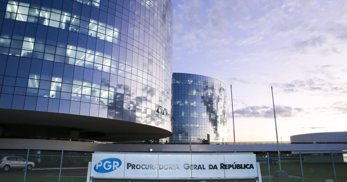 Análise: PGR abre debate sobre isenção política no STF Análise: PGR abre debate sobre isenção política no STF