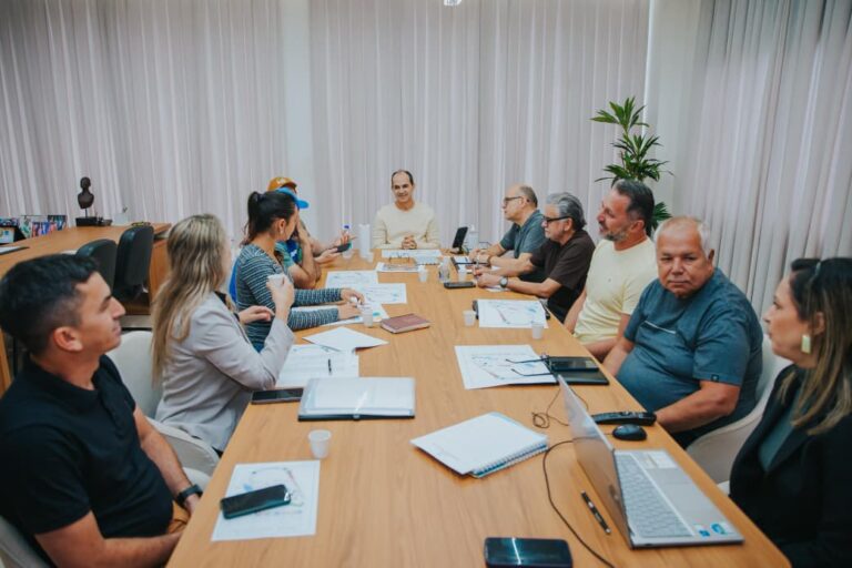 Prefeitura de Cruzeiro do Sul inicia planejamento para o Festival da Farinha 2026