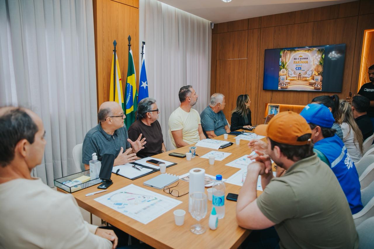 Prefeitura de Cruzeiro do Sul inicia planejamento para o Festival da Farinha 2026