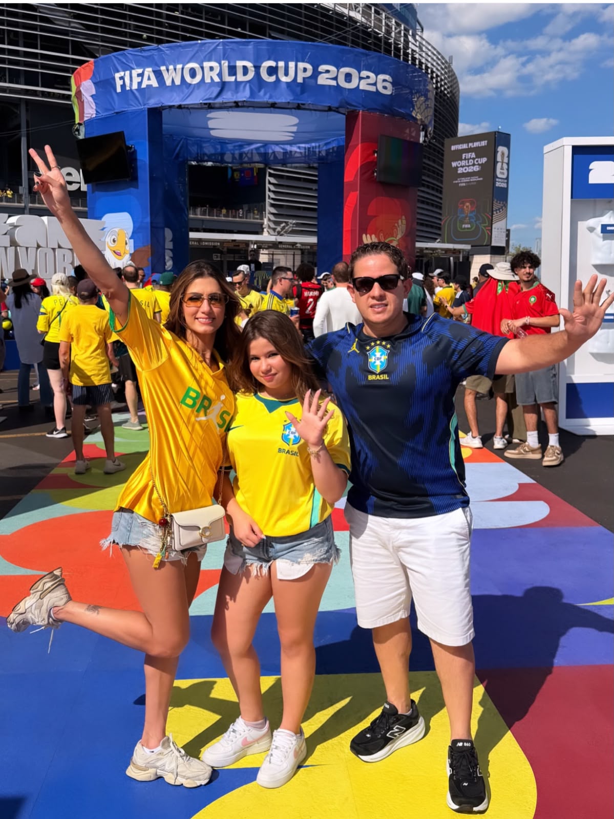 Com políticos famosos, jornalista Sofia Bruneta comemora aniversário na Casa do Rio Com políticos famosos, jornalista Sofia Bruneta comemora aniversário na Casa do Rio