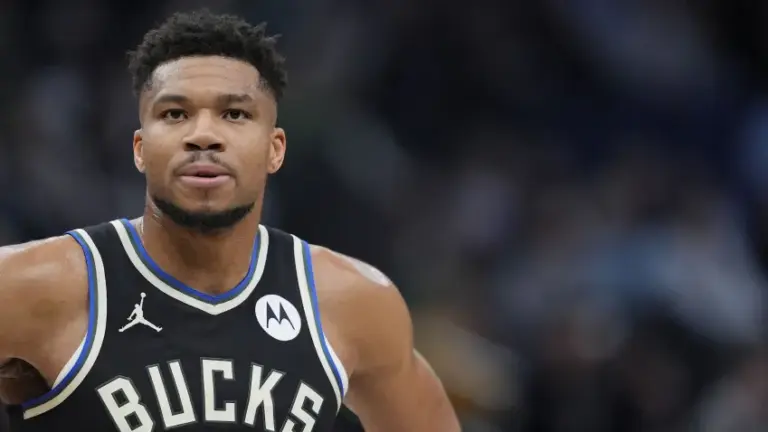 Antetokounmpo deixa os Bucks e jogará no Miami Heat após troca histórica