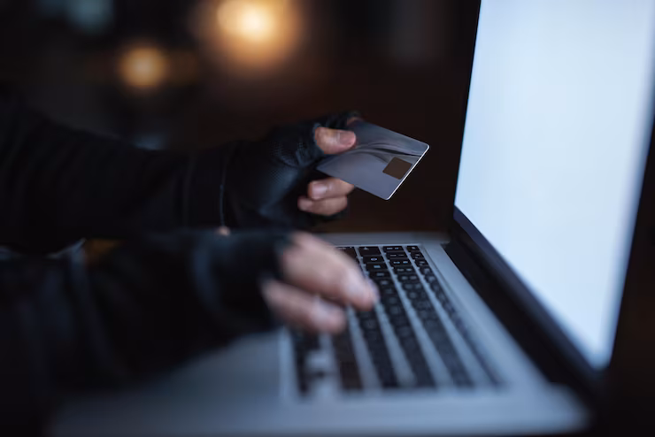 Pix falso, invasões e fraudes digitais entram no foco das investigações