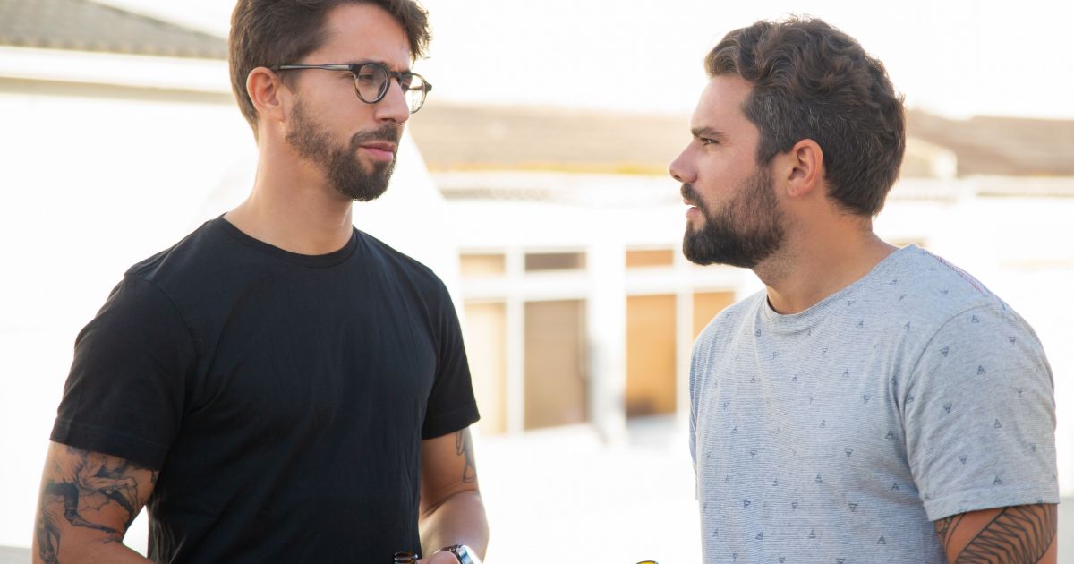 Homens escondem sua vulnerabilidade: como começar a se abrir? Homens escondem sua vulnerabilidade: como começar a se abrir?