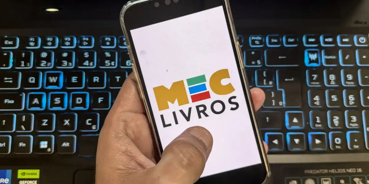MEC Livros oferece mais 7,8 mil obras em inglês e espanhol