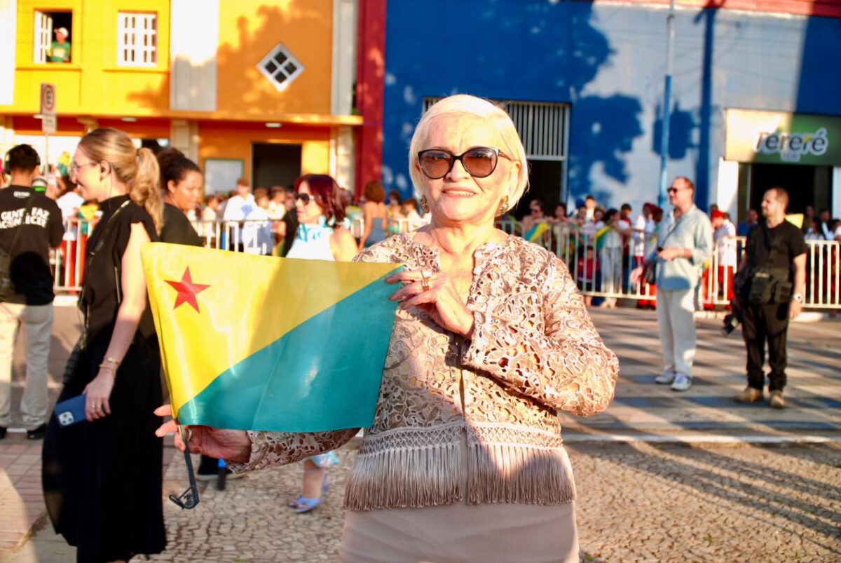 Primeira mulher a governar o Acre, Iolanda Fleming celebra 64 anos do estado