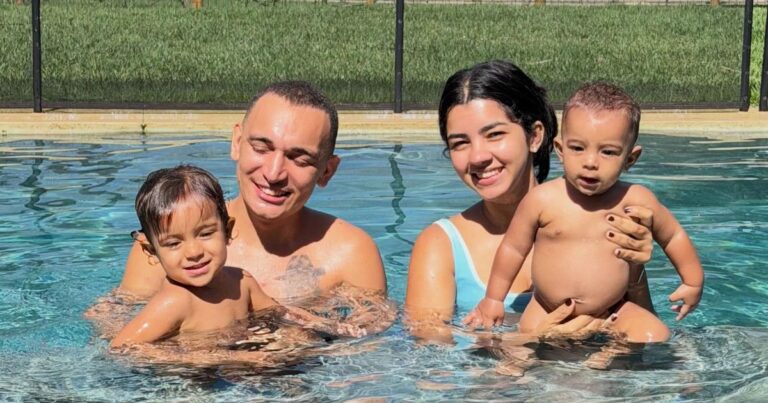 João Gomes e Ary Mirelle curtem domingo de sol em família; veja fotos