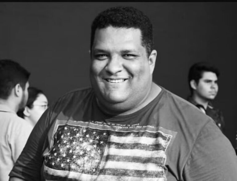 Morre aos 37 anos, Romário 'Levita', figura conhecida no Juruá Romário Dias, o 'Levita', morre no Hospital do Juruá após ser intubado