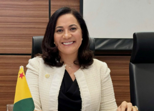 De malas prontas para Londres, Mailza tenta abrir novas portas para o Acre