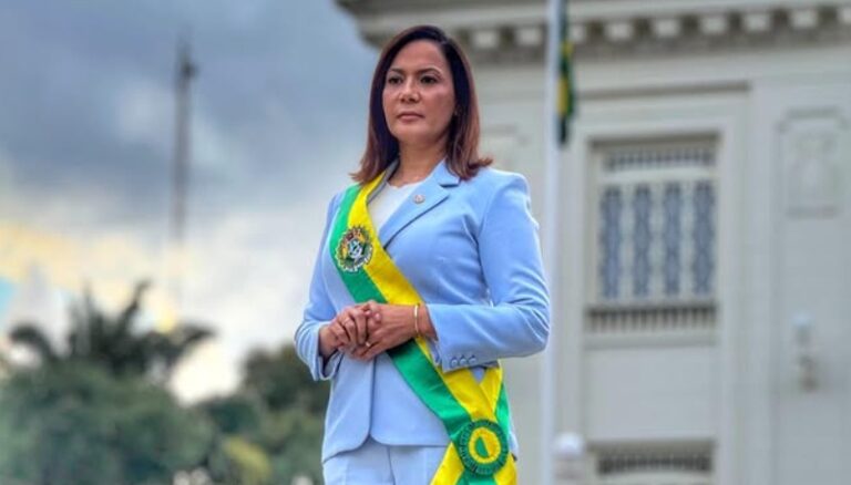 Governadora Mailza celebra os 64 anos do Acre e exalta determinação do povo