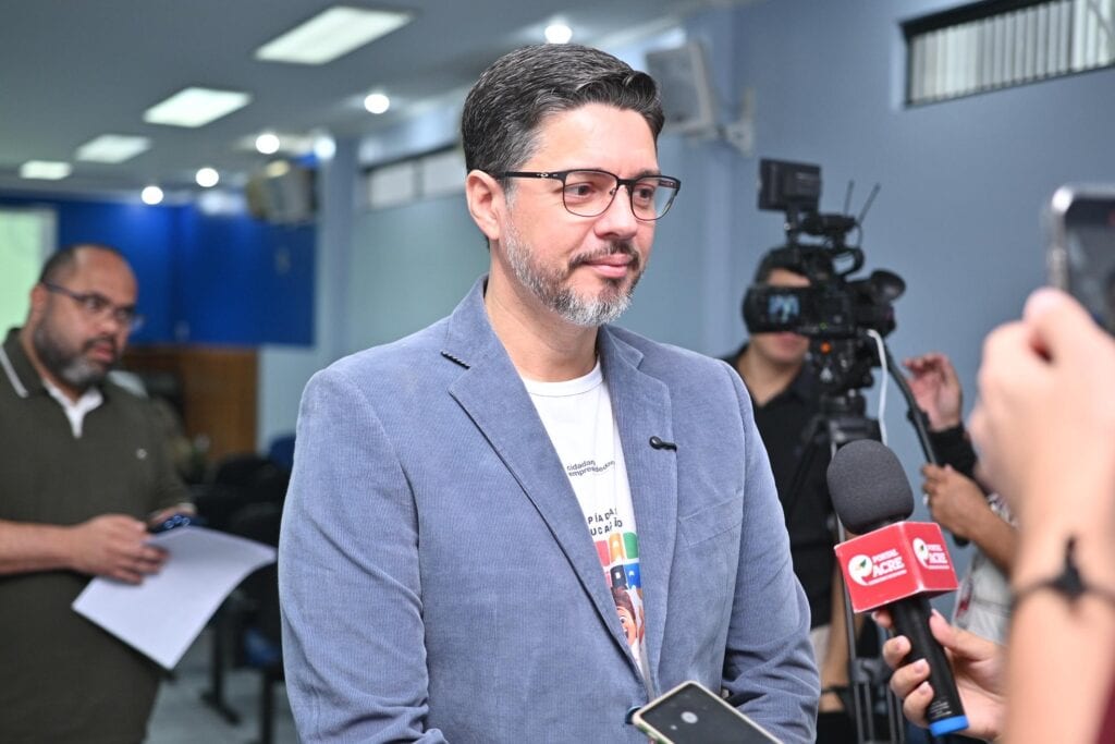Alunos do Acre disputarão R$ 560 mil em olimpíada de educação financeira Marcello Moura durante lançamento da 1º edição em 2025