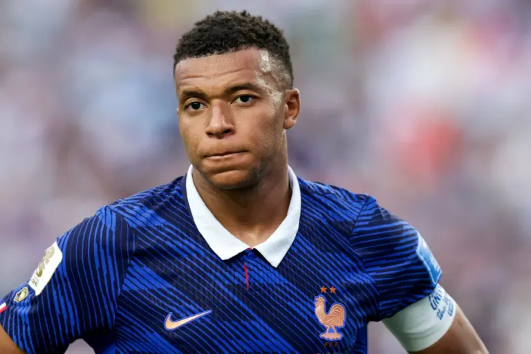 Mbappé descarta rivalidade com Messi por topo da artilharia histórica das Copas