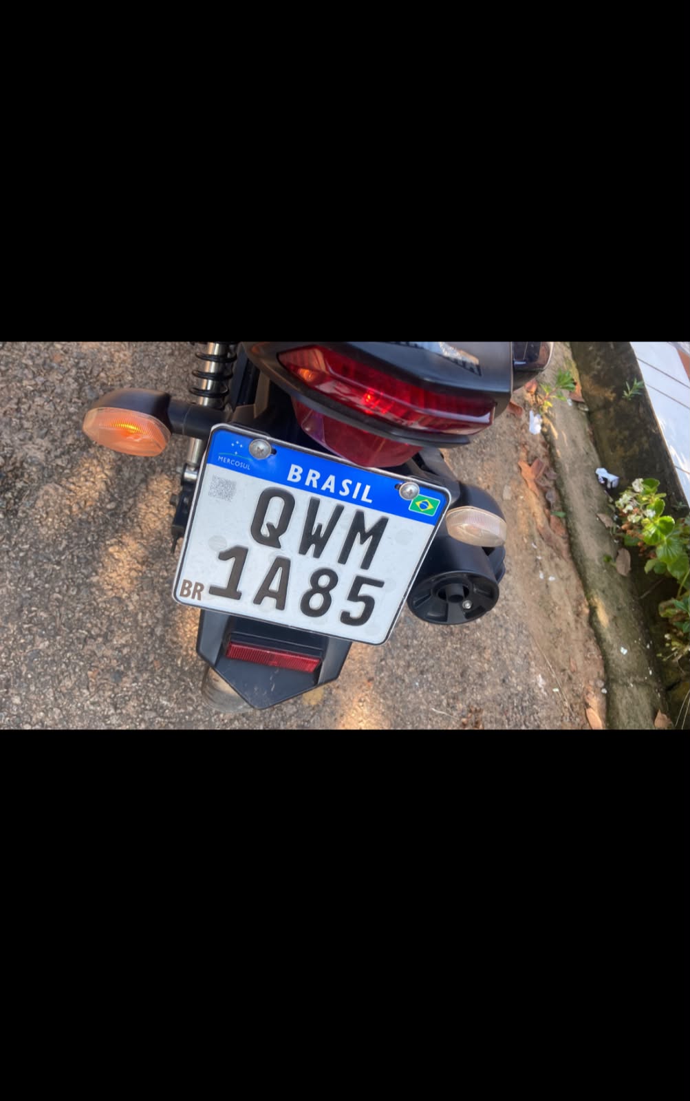 Motocicleta é furtada em estacionamento de comércio em Rio Branco Motocicleta é furtada em estacionamento de comércio em Rio Branco