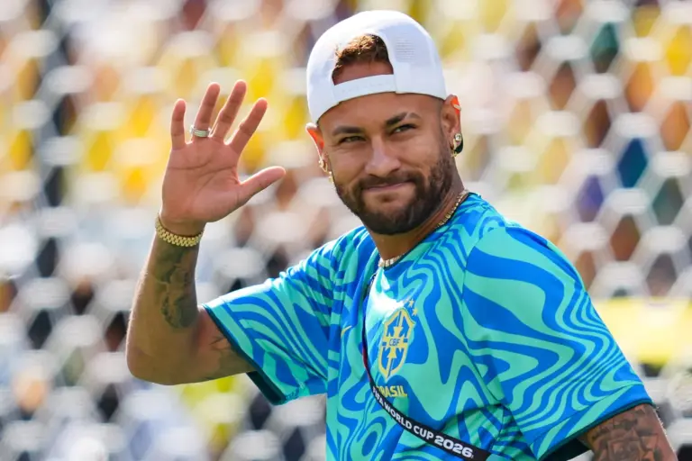 Torcedores resgatam o movimento para celebrar a volta do camisa 10 à Seleção