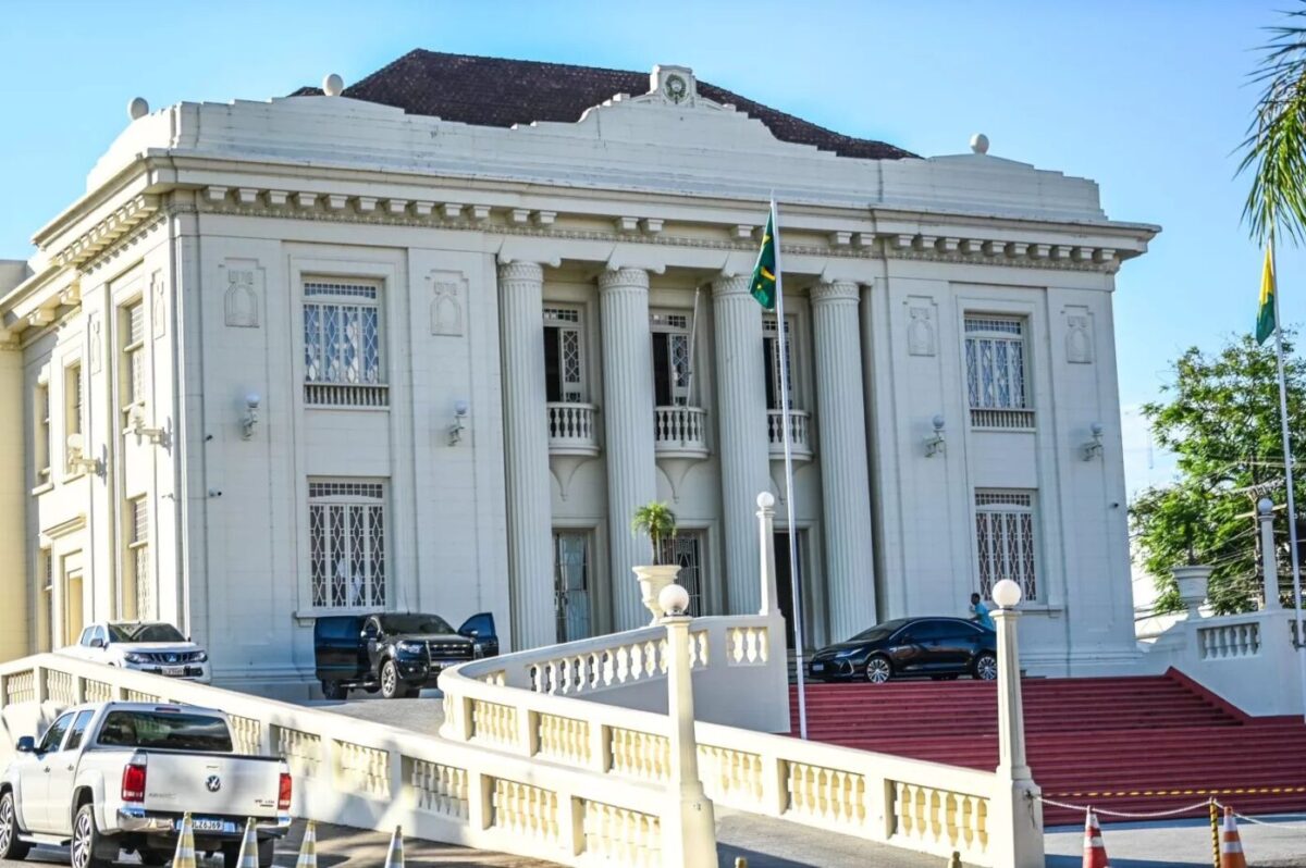 Acre revisa plano de metas e redefine investimentos até 2027