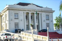 Acre revisa plano de metas e redefine investimentos até 2027